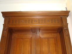 dActail des boiseries du hall